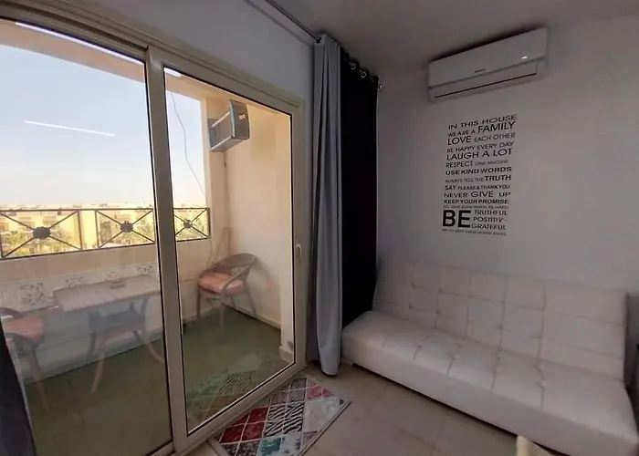 Aparthotel El Karma