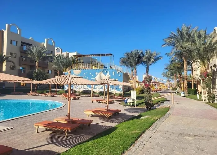 El Karma Aparthotel