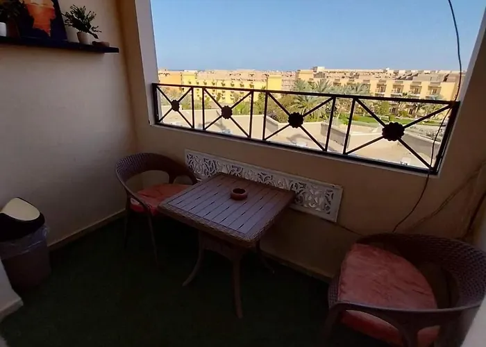 Aparthotel El Karma